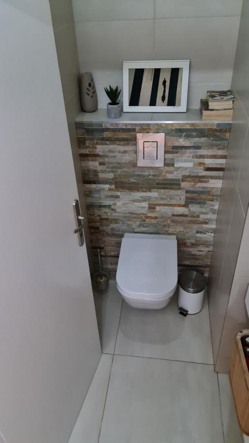 South 2 Osijek Apartment ภายนอก รูปภาพ