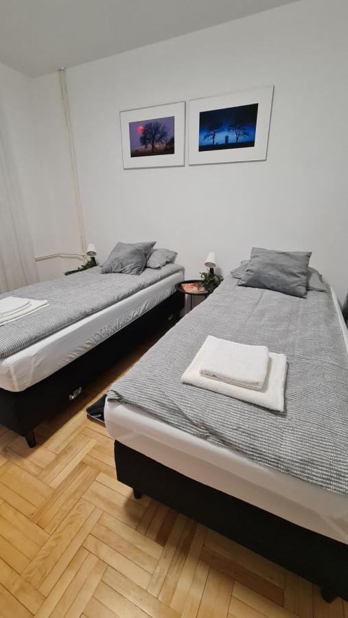 South 2 Osijek Apartment ภายนอก รูปภาพ